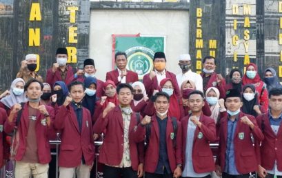 Rektor Lepas Mahasiswa FAI UISU PKM ke Batubara